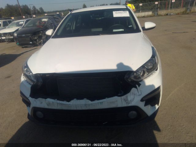 3KPF24AD7ME276847 KIA Forte Lxs