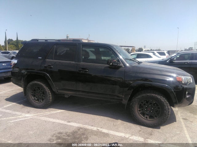 Toyota 4RUNNER SR5 2018 JTEBU5JR9J5555830 Image 5