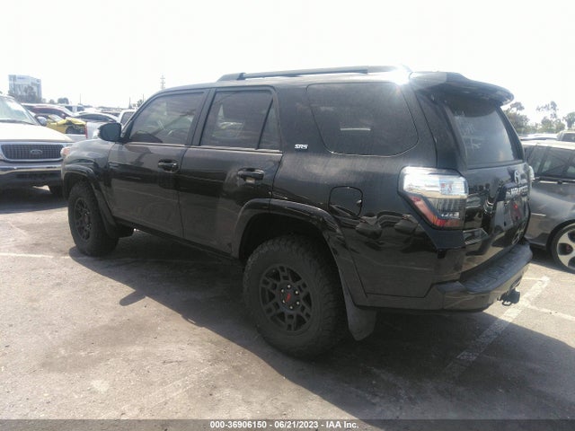 Toyota 4RUNNER SR5 2018 JTEBU5JR9J5555830 Image 9