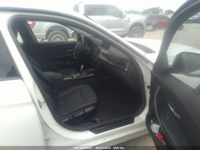 WBA3B1G50FNT64345 BMW 3 Series 320i