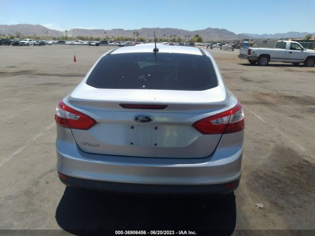 1FADP3E2XEL266100 Ford FOCUS S