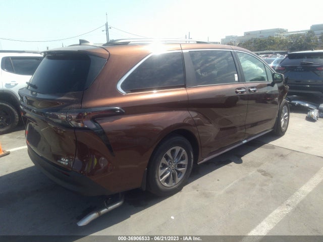 Toyota SIENNA XLE 2023 5TDYRKEC7PS142540 Image 10