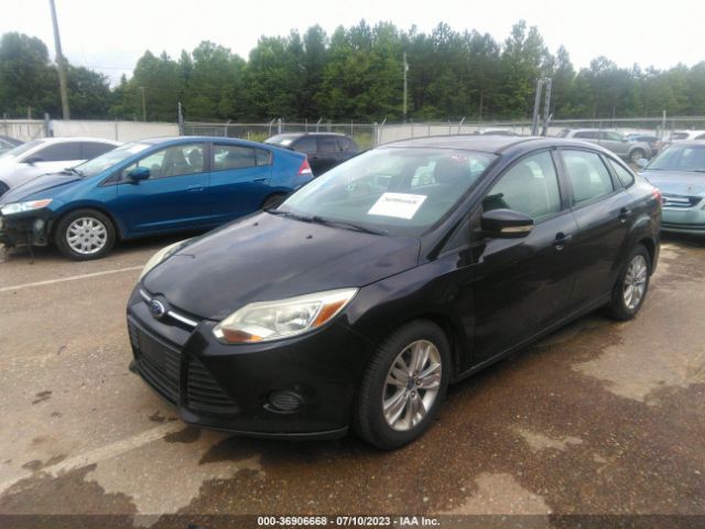 1FADP3F2XEL153052 Ford FOCUS SE