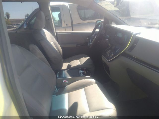 Toyota Sienna Xle/xle Aas/ltd 2015 5TDYK3DC1FS595661 Image 12