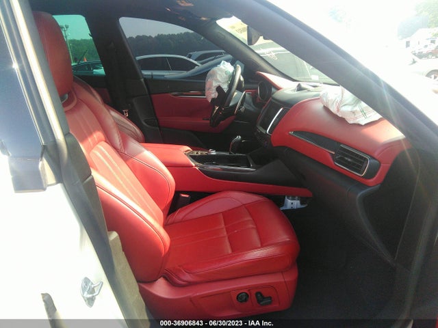 ZN661XUS9JX274655 Maserati Levante Gransport
