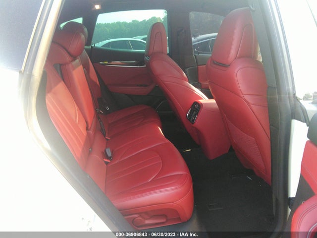 ZN661XUS9JX274655 Maserati Levante Gransport