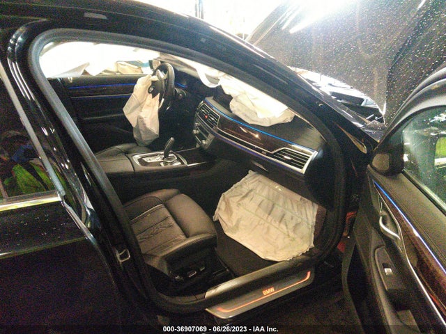 BMW 7 Series 750i Xdrive 2021 WBA7U2C06MCG19510 Image 5