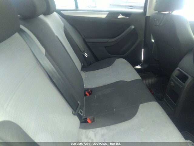 3VW2B7AJ0HM377128 Volkswagen Jetta 1.4t S