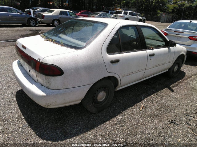 1998 NISSAN SENTRA XE/GXE VIN: 3N1AB41D5WL045778