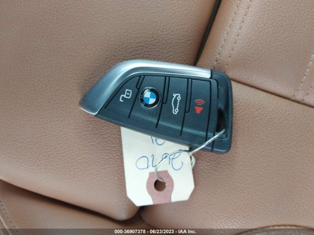 3MW5R1J09M8B80510 BMW 3 Series 330i