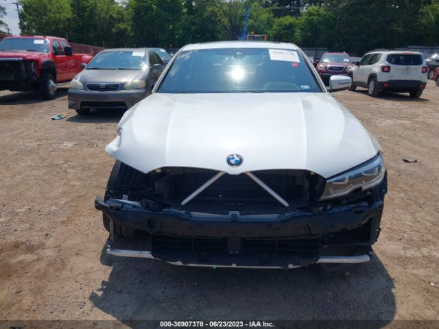 3MW5R1J09M8B80510 BMW 3 Series 330i