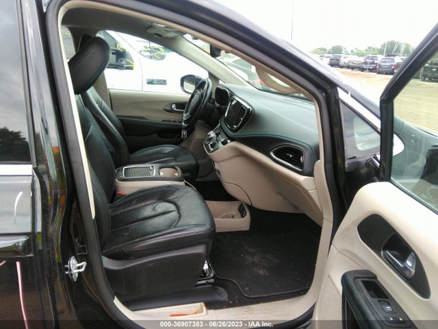2C4RC1BG1MR531413 Chrysler Pacifica Touring L
