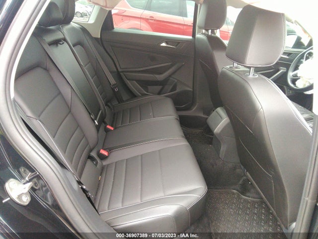 3VWEM7BU1NM012873 Volkswagen JETTA SE