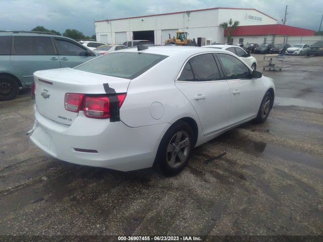 Chevrolet MALIBU LS 2015 1G11B5SL4FF215320 Image 4