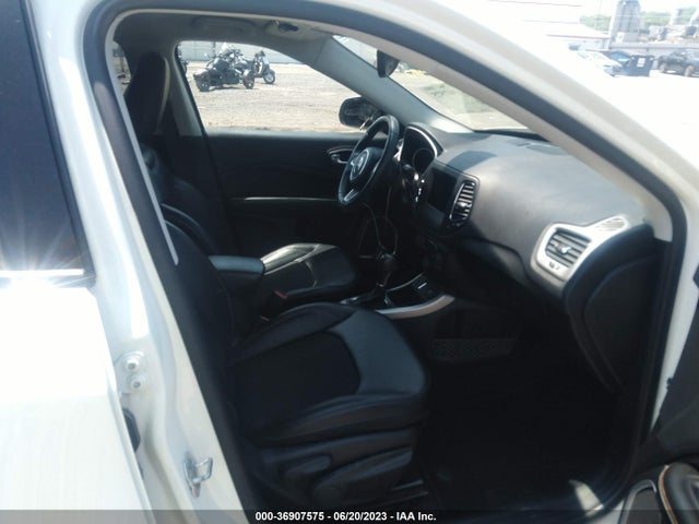 3C4NJCBB6HT632678 Jeep Compass Latitude
