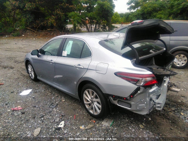 4T1R11AKXPU754502 Toyota CAMRY LE