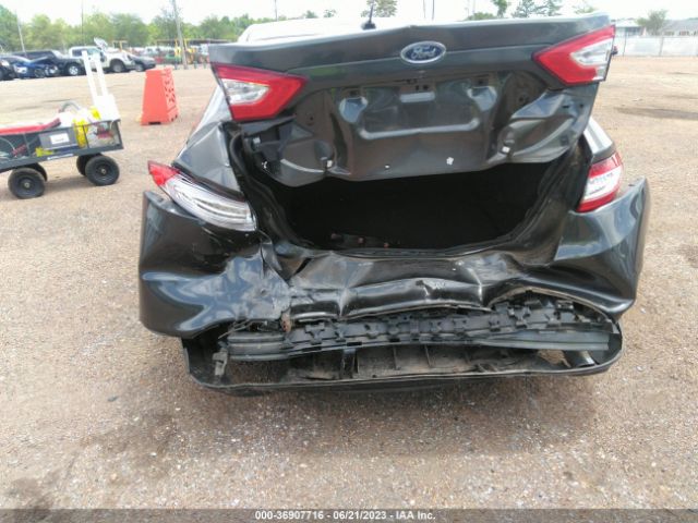 1FA6P0H76F5121463 Ford FUSION SE