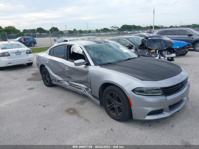 2C3CDXBG2FH725404 Dodge Charger Se