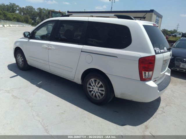 KNDMG4C76E6538669 KIA SEDONA LX