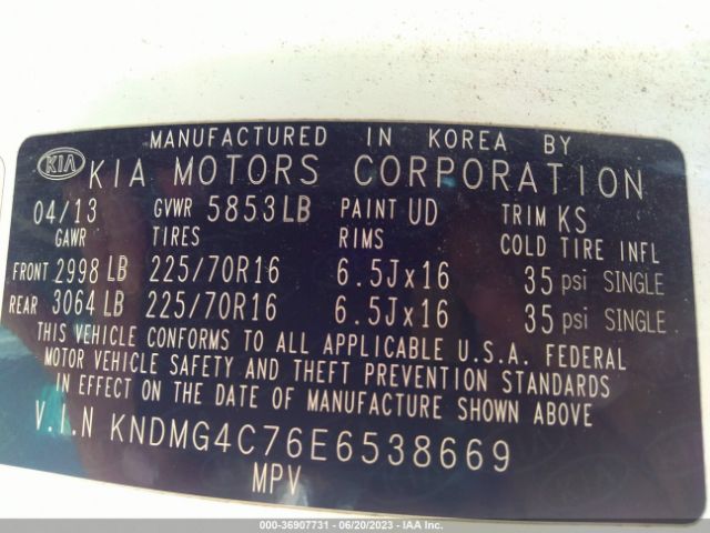 KNDMG4C76E6538669 KIA SEDONA LX