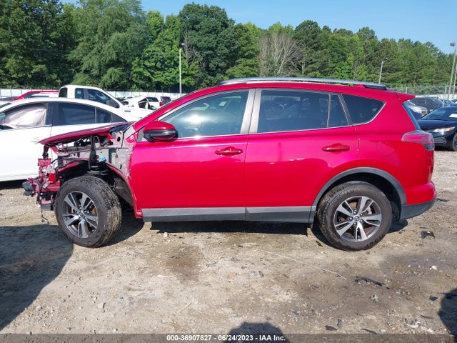 2017 TOYOTA RAV4 XLE VIN: JTMWFREV1HJ123555