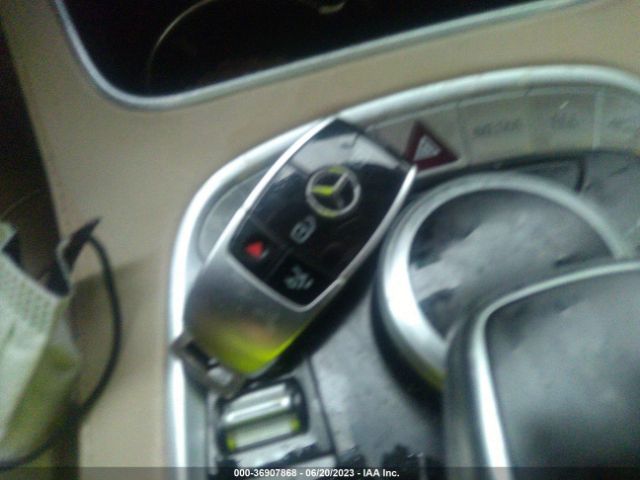 WDDUG8DB0JA417126 Mercedes-Benz S-class S 560