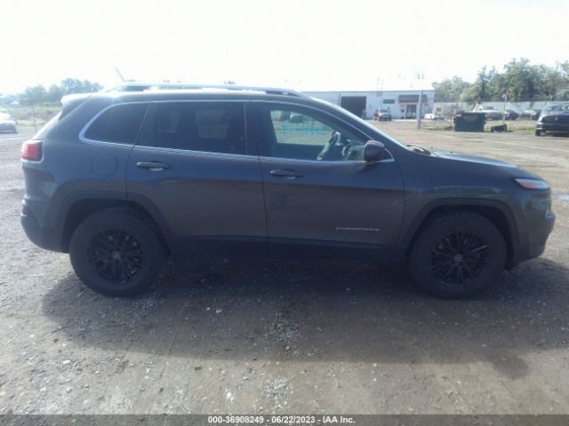 1C4PJMCB3FW675296 Jeep Cherokee Latitude