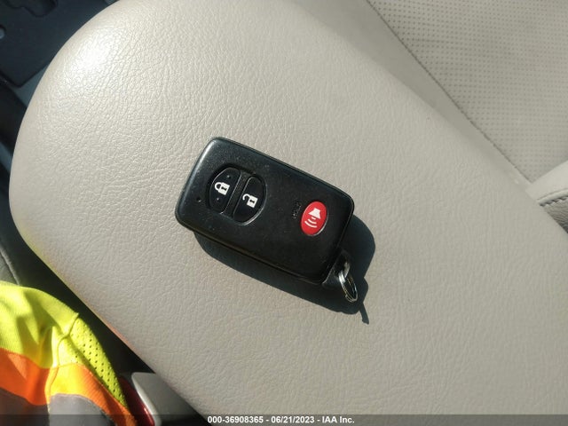 2010 TOYOTA RAV4 LTD VIN: 2T3DF4DV8AW056763