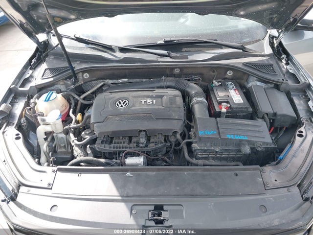 1VWBT7A32HC012305 Volkswagen Passat 1.8t Se