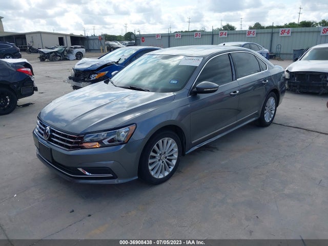 1VWBT7A32HC012305 Volkswagen Passat 1.8t Se