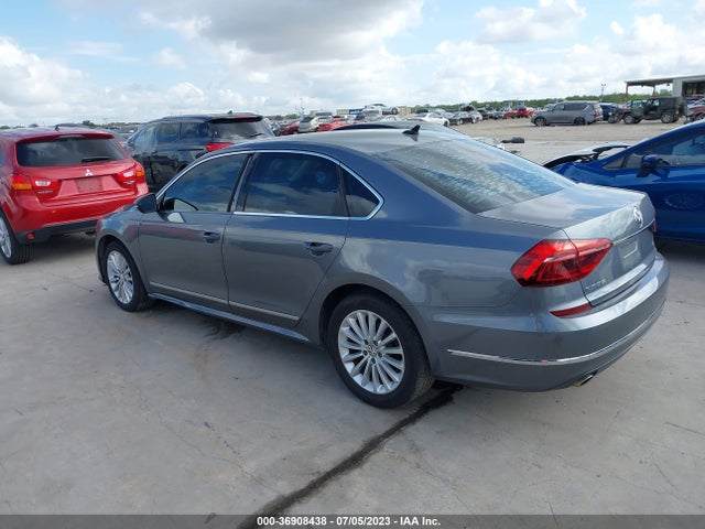 1VWBT7A32HC012305 Volkswagen Passat 1.8t Se