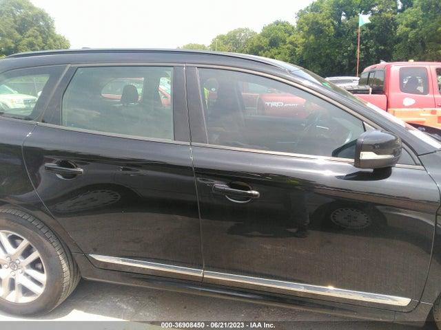 Volvo XC60 2017 YV440MDJ1H2195034 Image 14