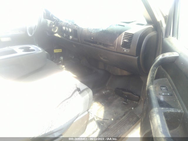 2009 CHEVROLET SILVERADO 2500HD WORK TRUCK VIN: 1GCHK43K89F139949