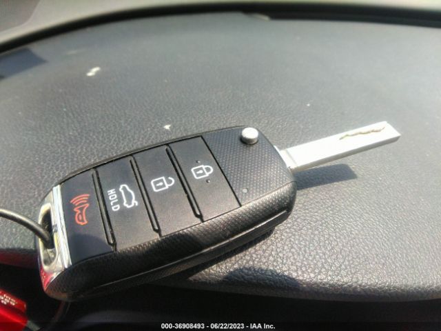 5XXGT4L36KG350852 KIA Optima Lx