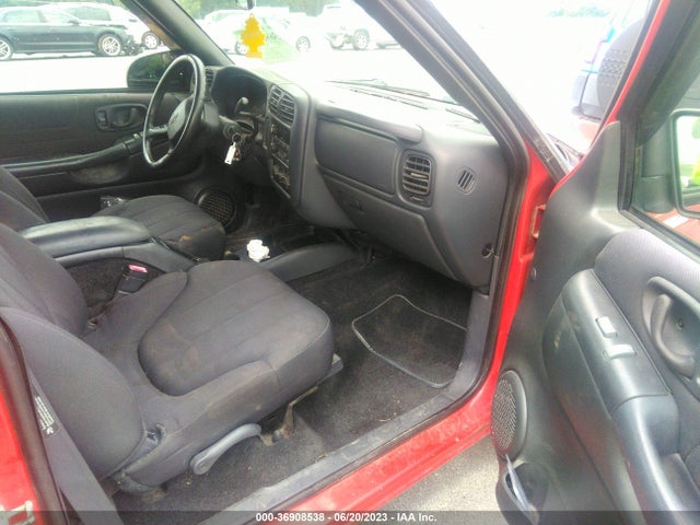 2004 CHEVROLET S-10 LS VIN: 1GCDT13X74K141908