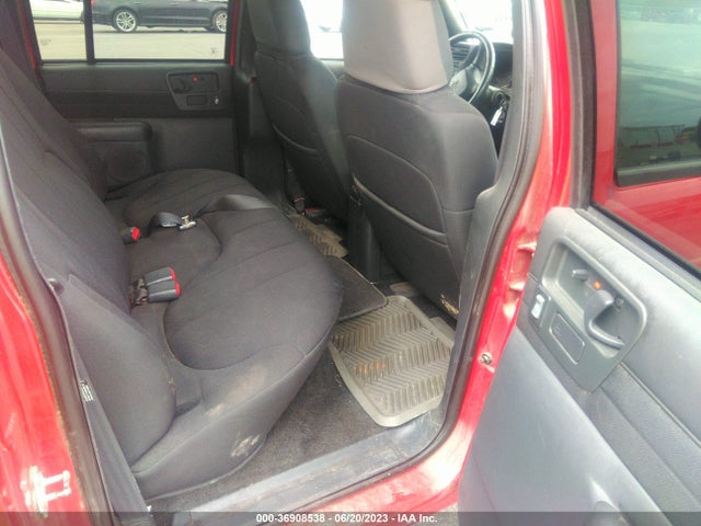 2004 CHEVROLET S-10 LS VIN: 1GCDT13X74K141908