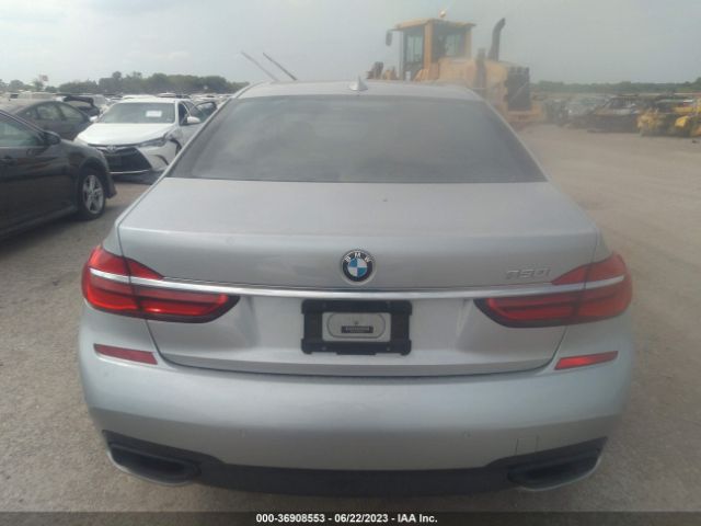 WBA7F0C51JGM24054 BMW 7 Series 750i