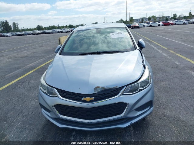 Chevrolet Cruze Ls Auto 2018 1G1BC5SM4J7115277 Image 6