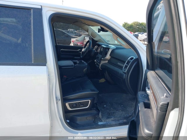 1C6SRFJT5MN667480 RAM 1500 Laramie