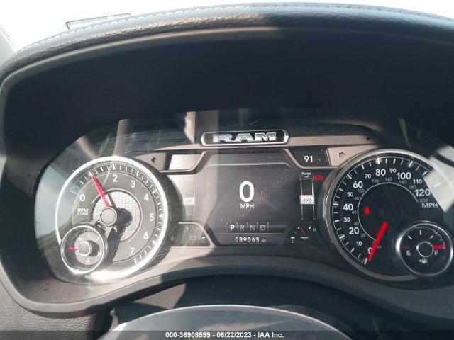 1C6SRFJT5MN667480 RAM 1500 Laramie