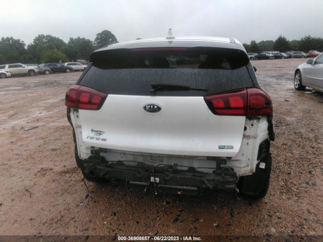KNDCB3LC5J5109413 KIA NIRO FE
