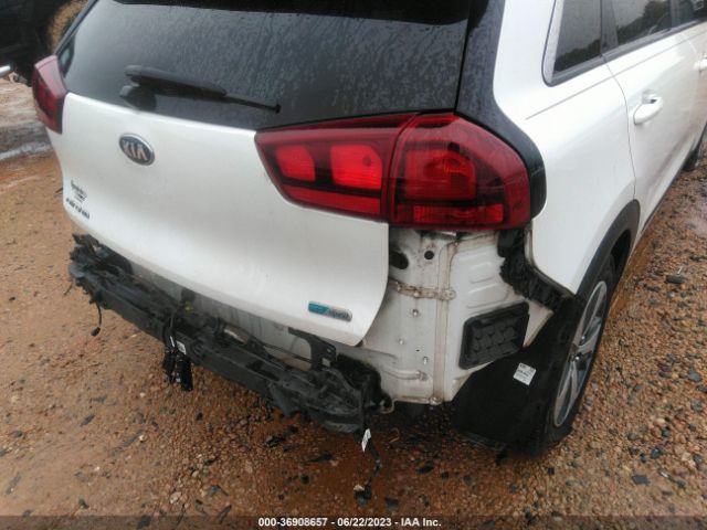 KNDCB3LC5J5109413 KIA NIRO FE