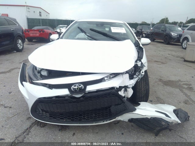 Toyota COROLLA LE 2022 JTDEPMAEXN3017820 Image 4