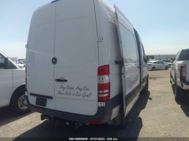 WD3PE7DD2GP325749 Mercedes-Benz SPRINTER CARGO VANS