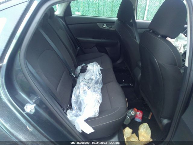 3KPF24AD6ME326685 KIA Forte Lxs