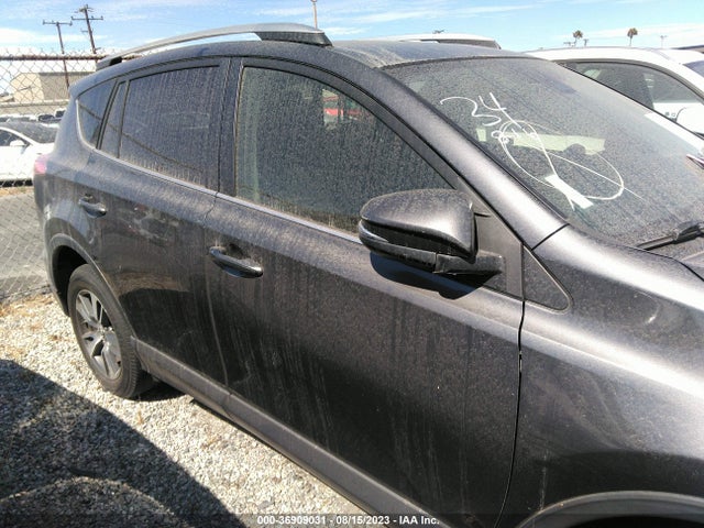 Toyota Rav4 Xle 2018 JTMWFREV6JJ207666 Image 6