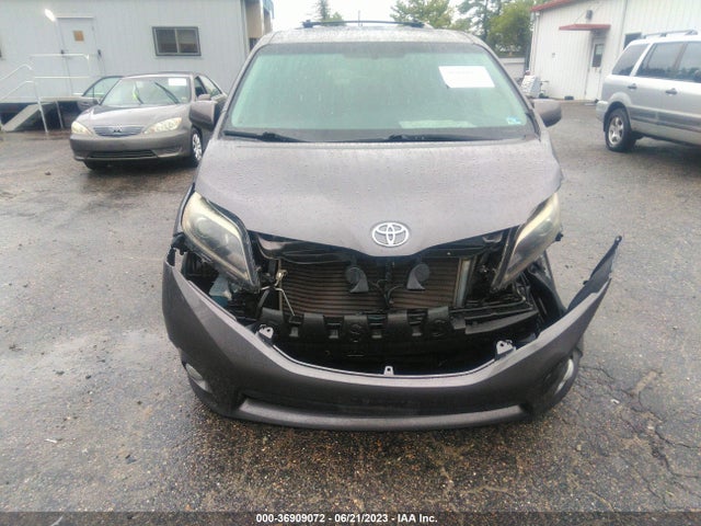 Toyota SIENNA SE 2015 5TDXK3DC0FS571329 Image 12