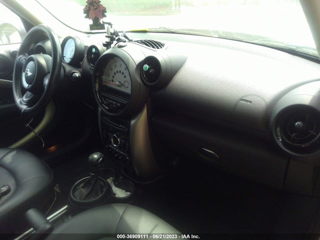 2013 MINI COOPER COUNTRYMAN VIN: WMWZB3C54DWM07989