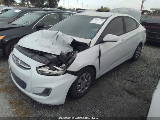 Hyundai ACCENT SE 2017 KMHCT4AE4HU388386 Image 2