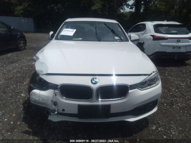 WBA8E5G52JNV01802 BMW 3 Series 320i Xdrive